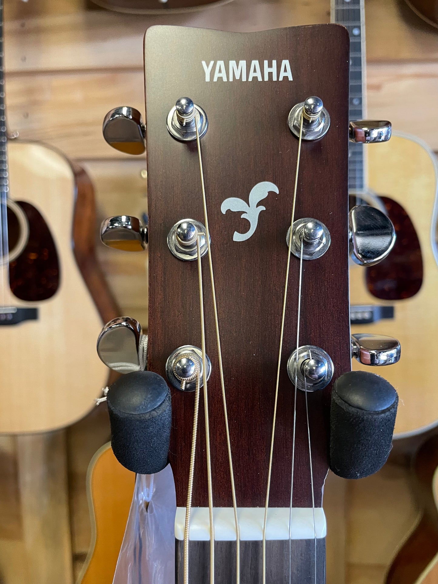 Yamaha FS800 Concert Acoustic Guitar - Natural