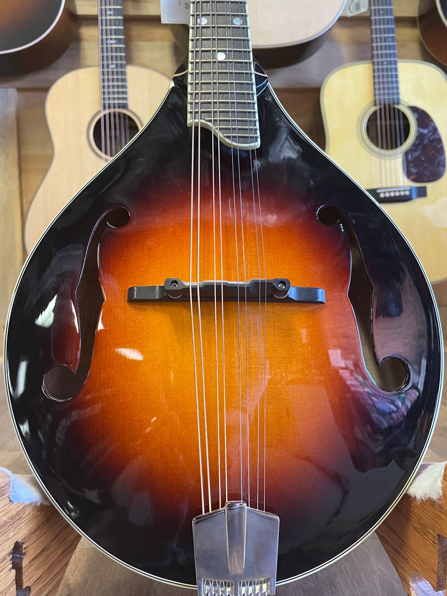 Eastman MD505-CS Mandolin (NEW)