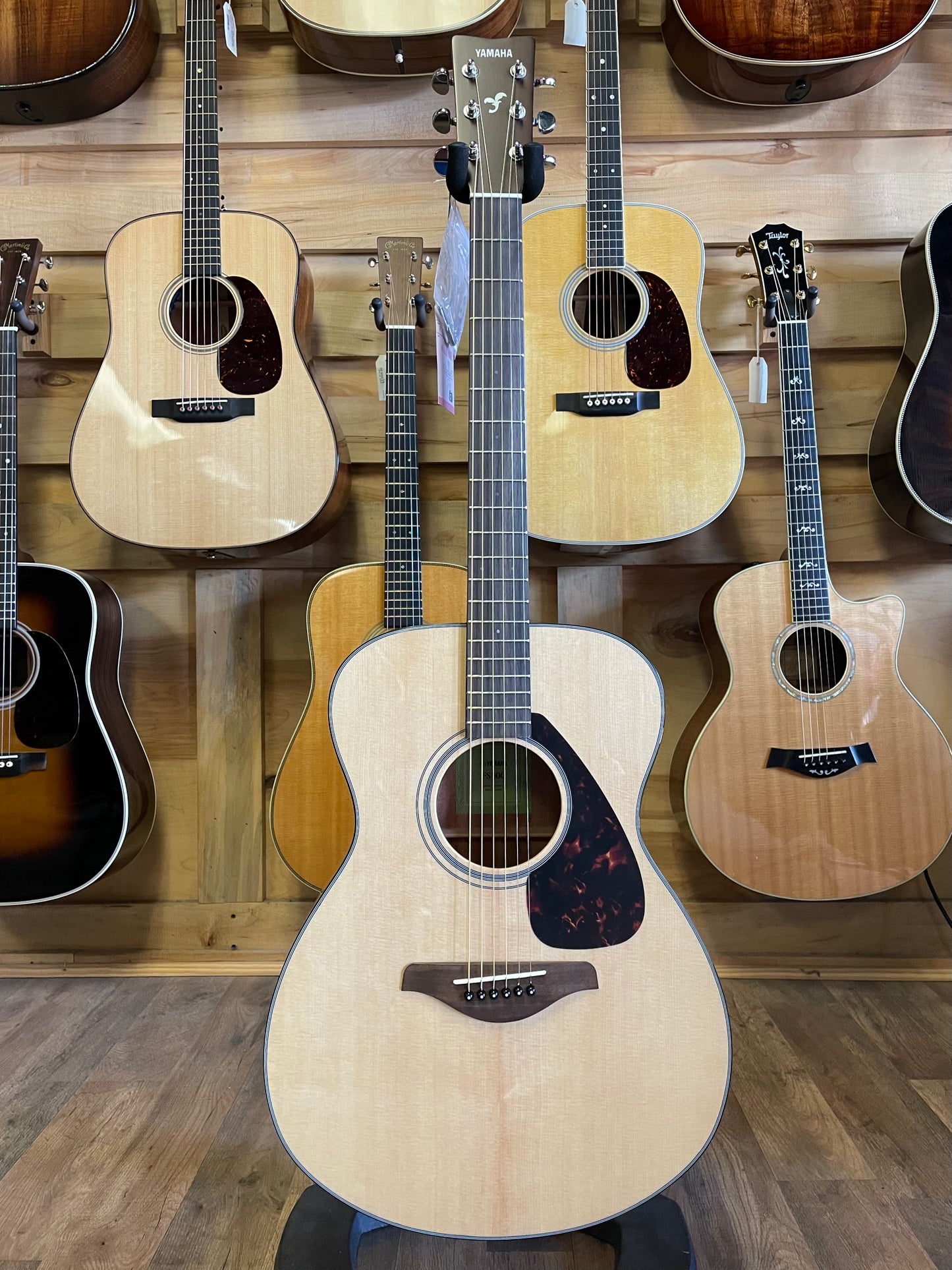 Yamaha FS800 Concert Acoustic Guitar - Natural