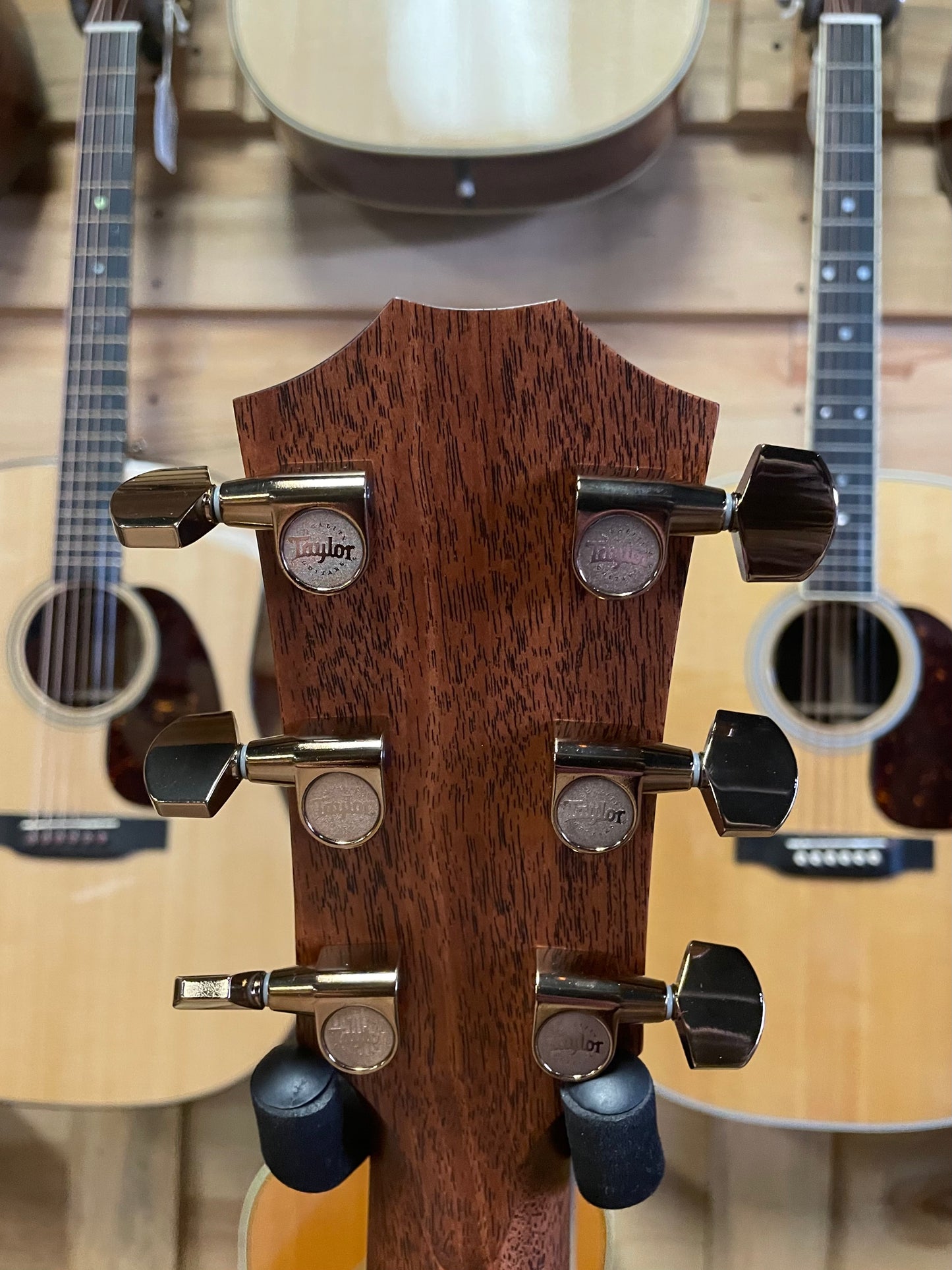 Taylor 724ce