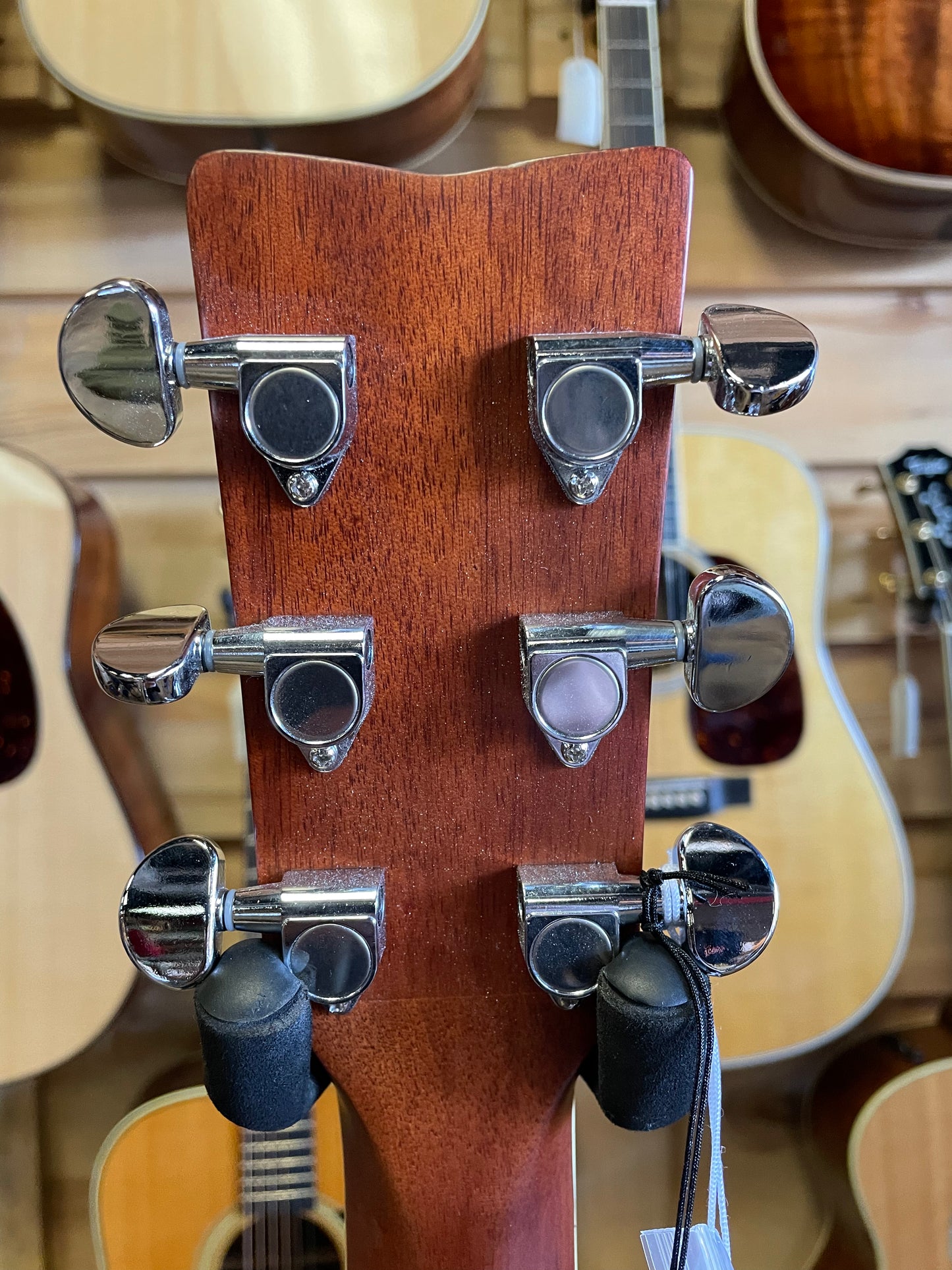 Yamaha FG830 Dreadnought Acoustic Guitar - Tobacco Brown Sunburst (NEW)