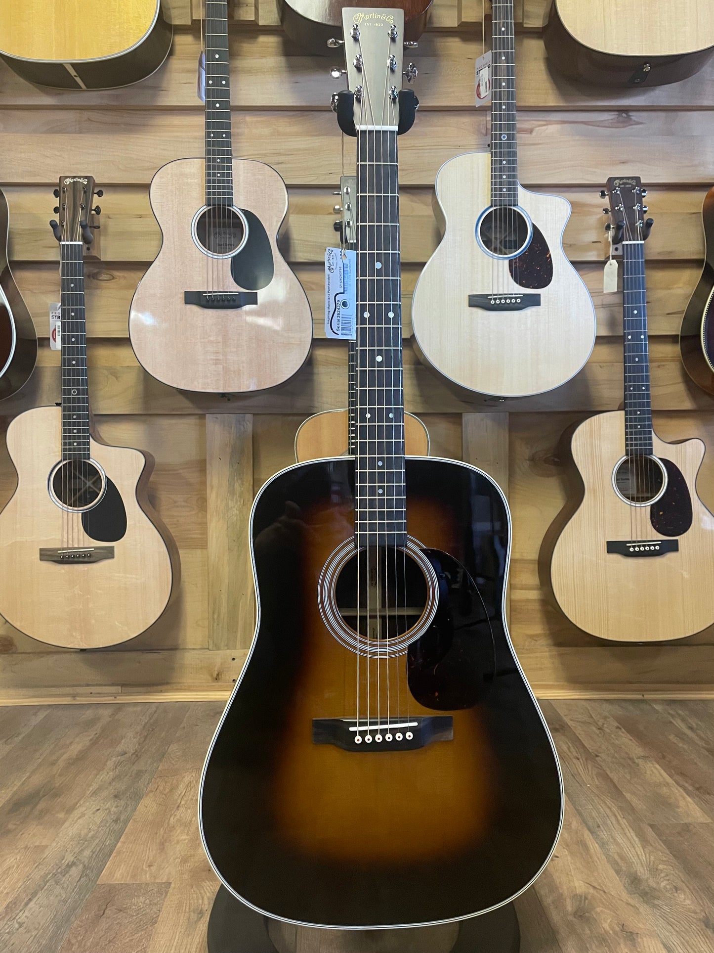 Martin D-28 Acoustic Guitar - Sunburst