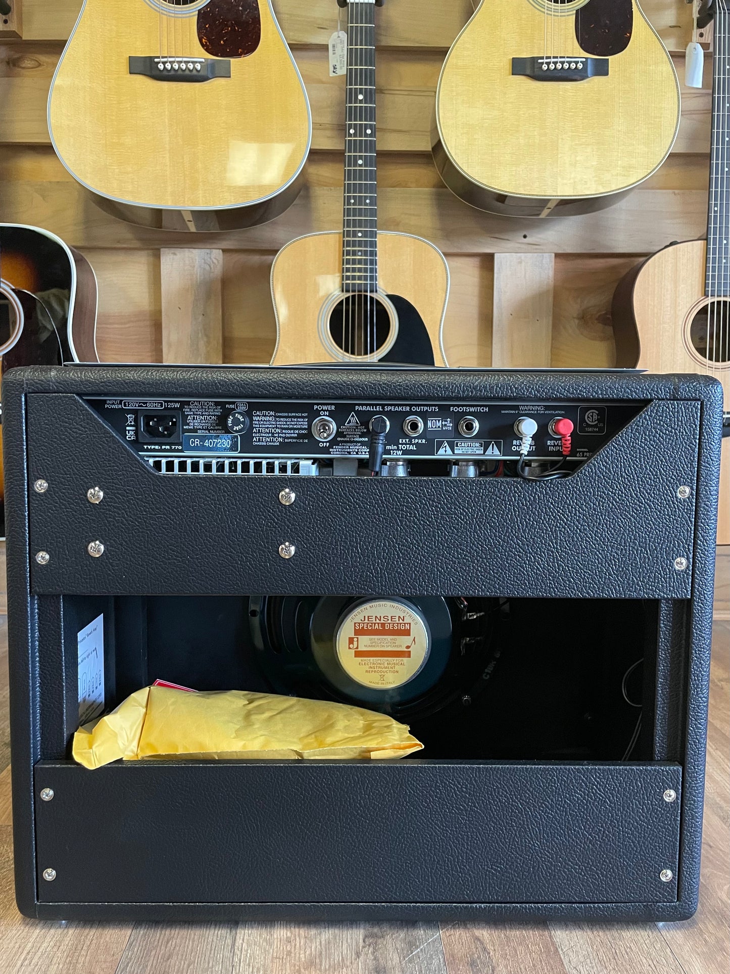 Fender '65 Princeton Reverb 1x10" 12-watt Tube Combo Amp (NEW)