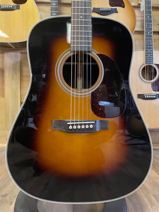 Martin HD-28 Acoustic Guitar - Sunburst (NEW)