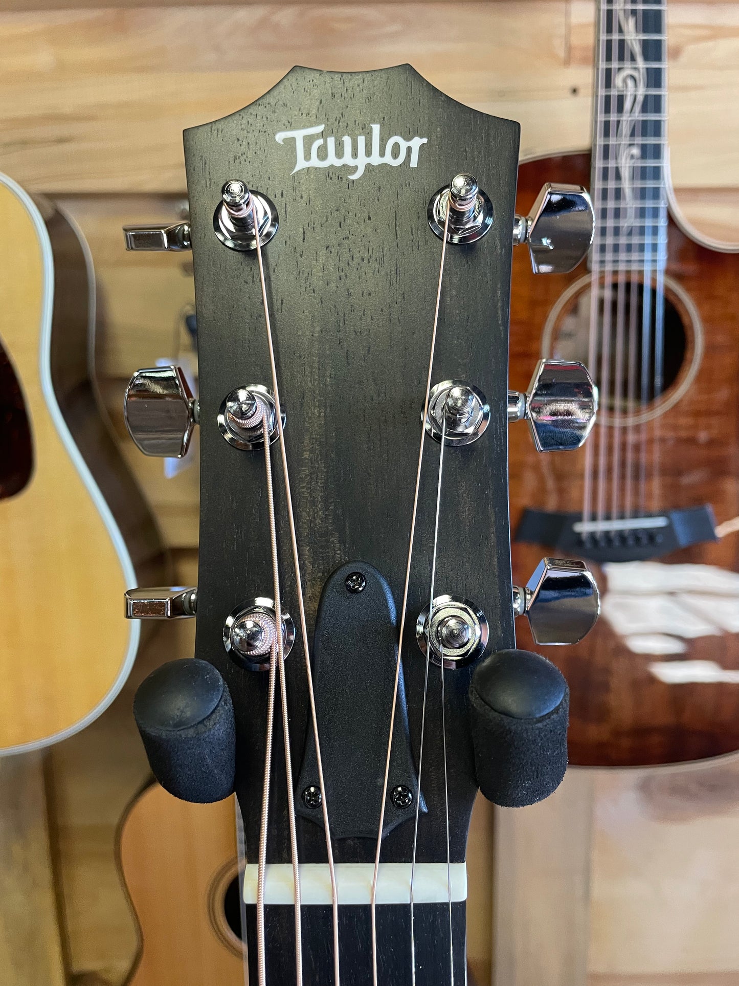 Taylor 214ce-K