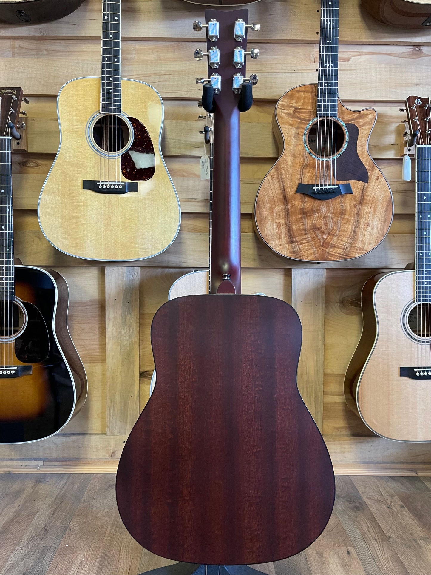 Yamaha JR2 3/4 Scale Folk Guitar-Tobacco Sunburst (NEW)