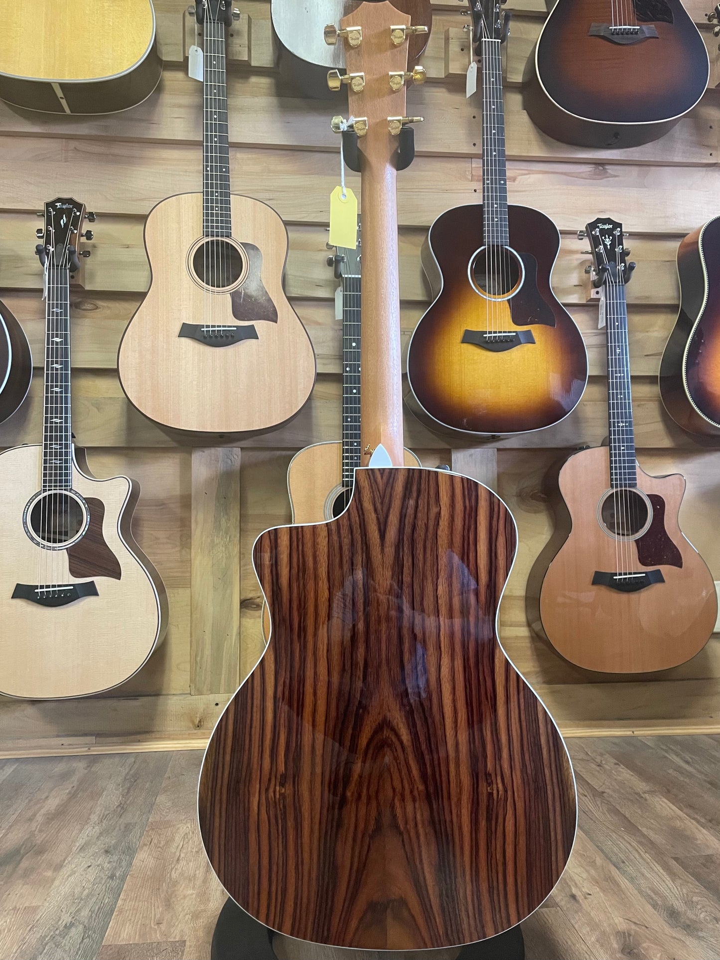 Taylor 214ce-SB DLX (NEW)