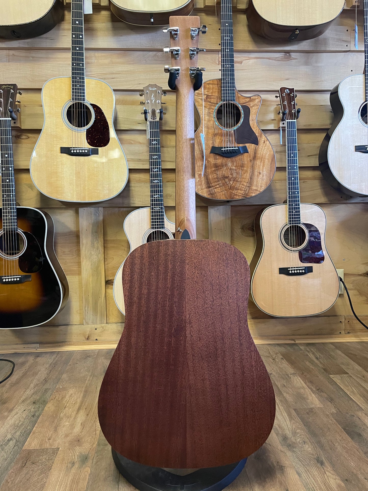 Martin D-10E Road Series - Natural Sapele (NEW)