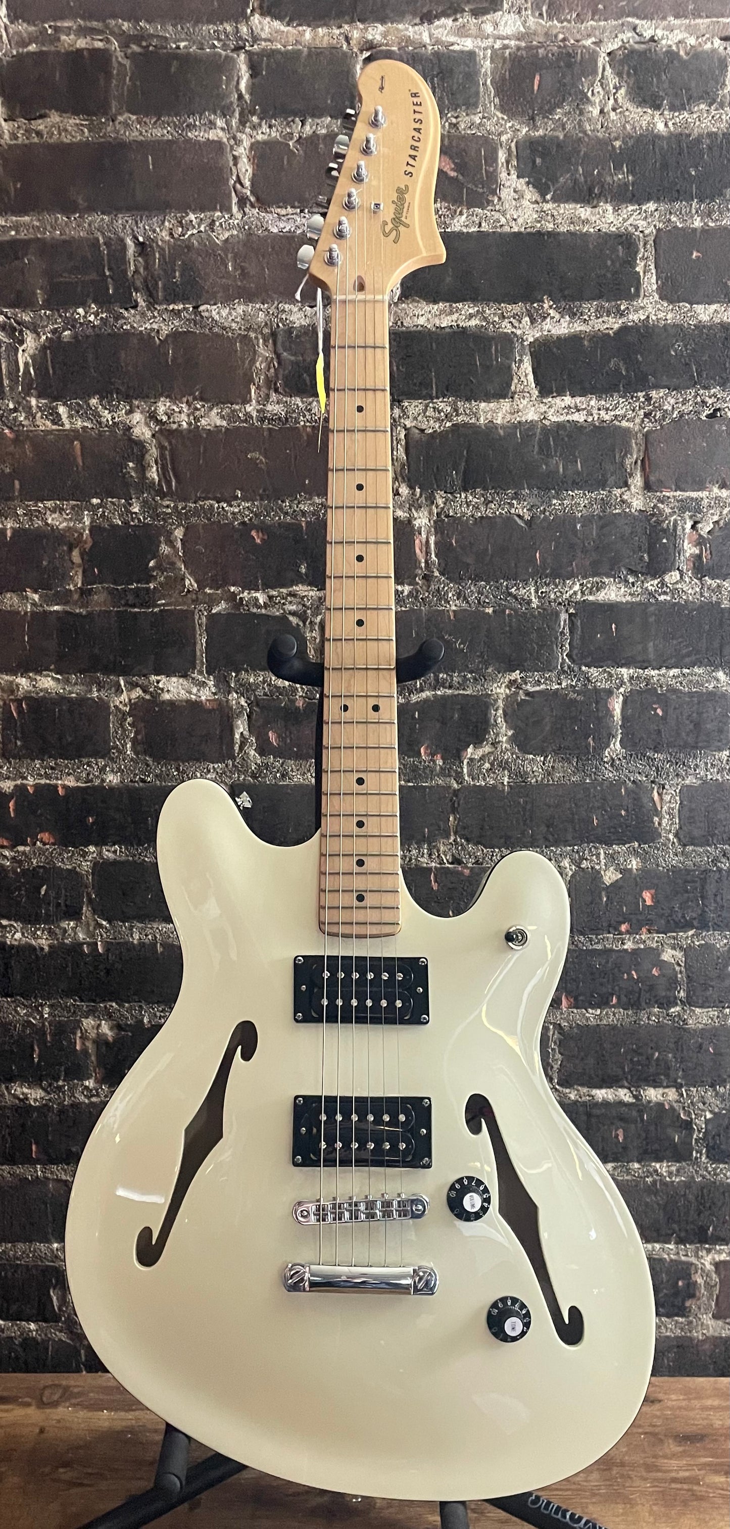 2022 Squier Affinity Starcaster - Olympic White (USED)