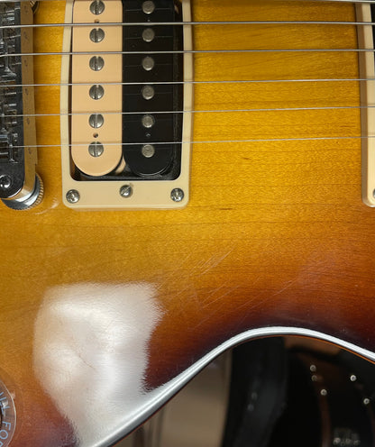 2010 Gibson Les Paul Deluxe-Sunburst (USED)