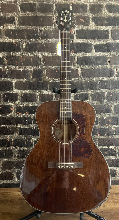 Guild OM-120 Orchestra Acoustic Guitar - Natural (USED)
