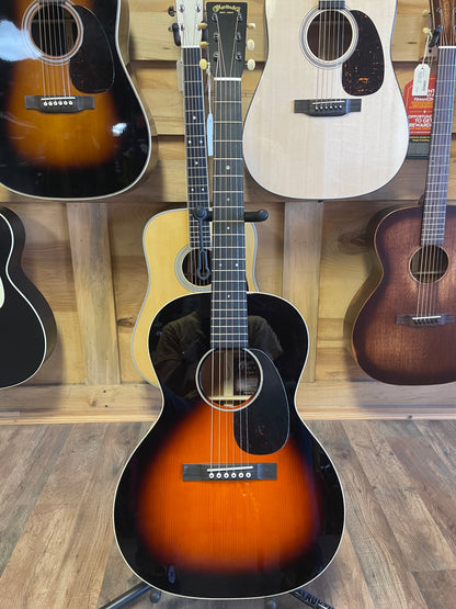 Martin CEO7 Sloped Shoulder 00 14-Fret Acoustic Guitar (NEW)