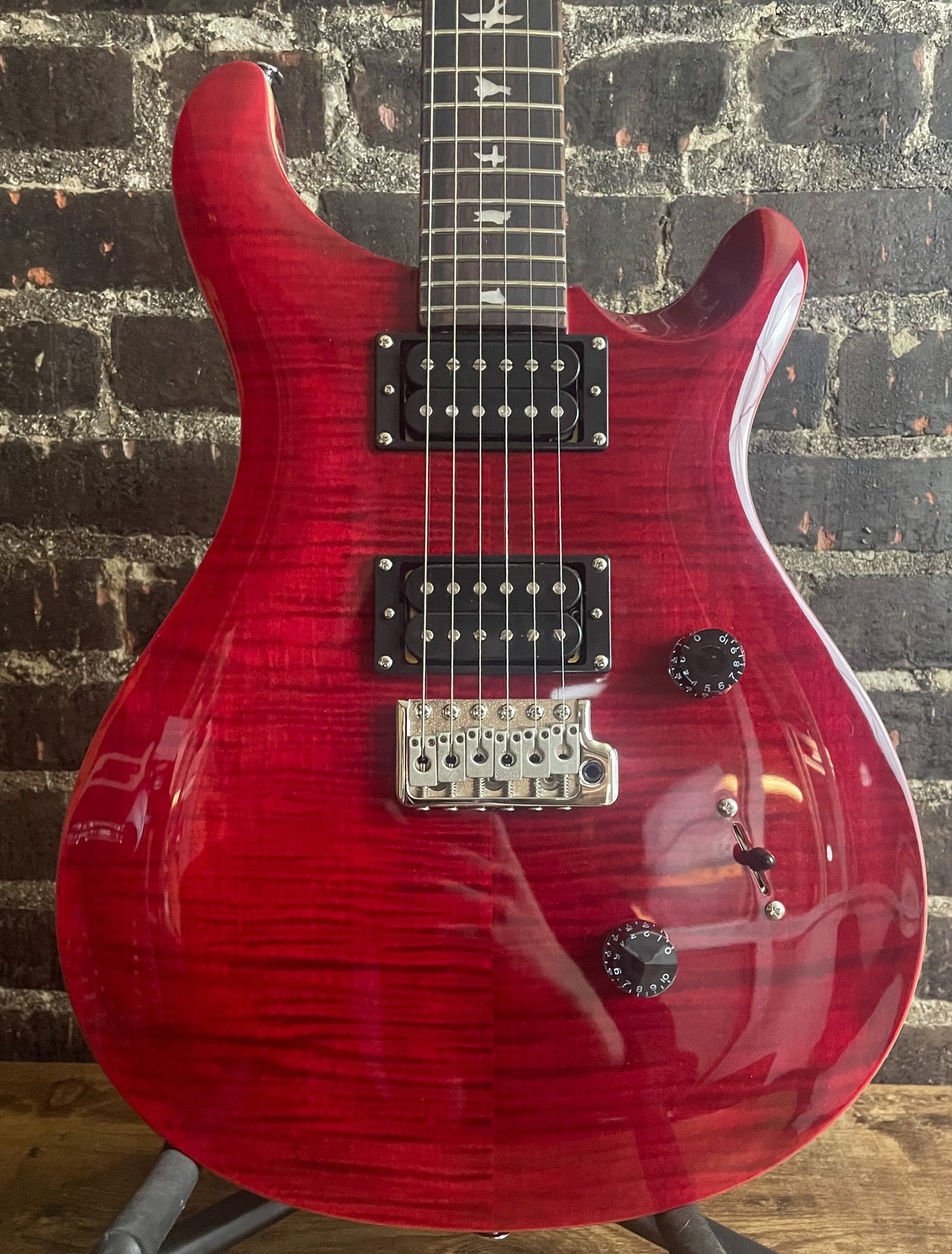 PRS SE Custom 24 Limited-Edition Electric Guitar Ruby