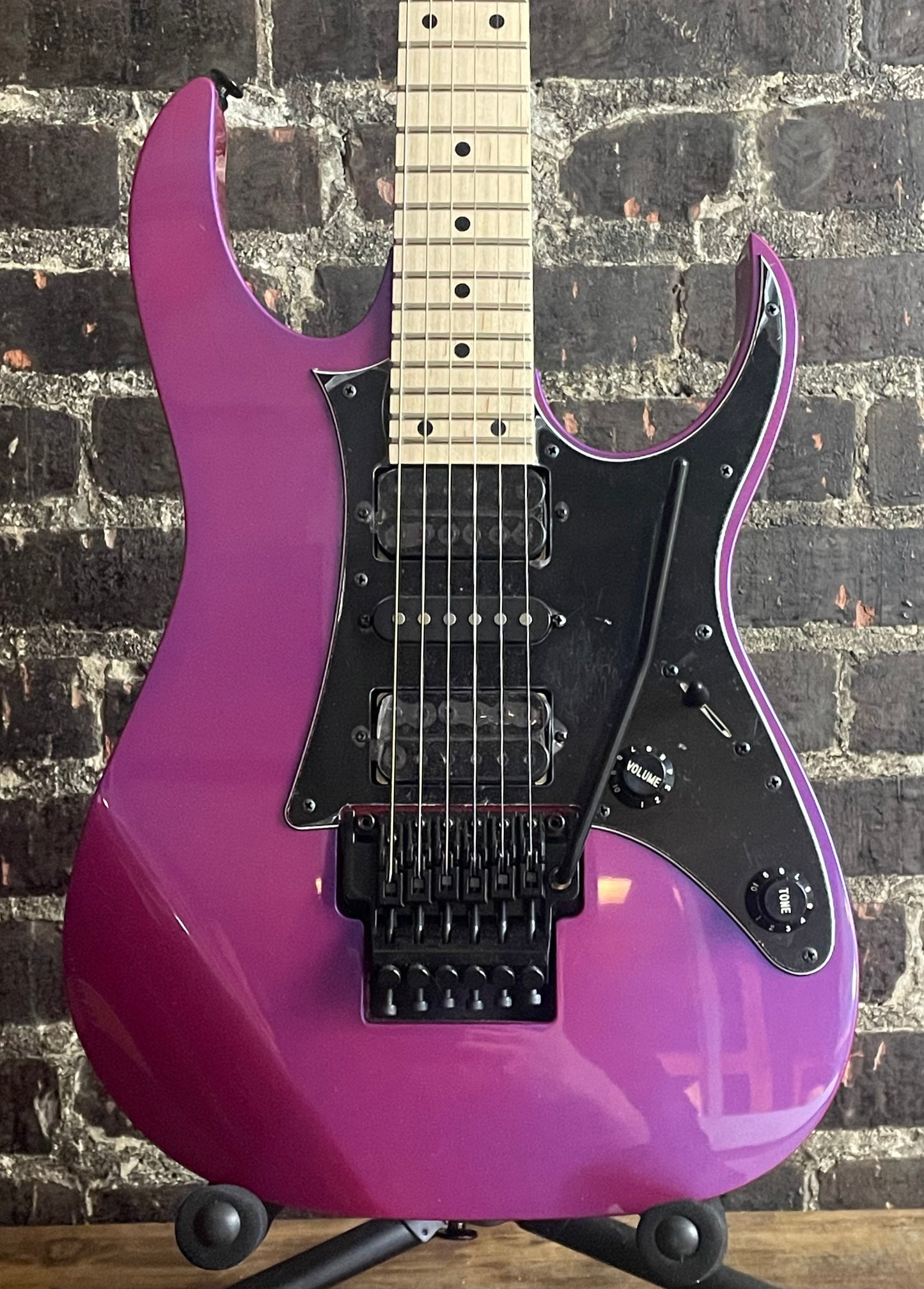 Ibanez Genesis Collection RG550 Electric Guitar - Purple Neon