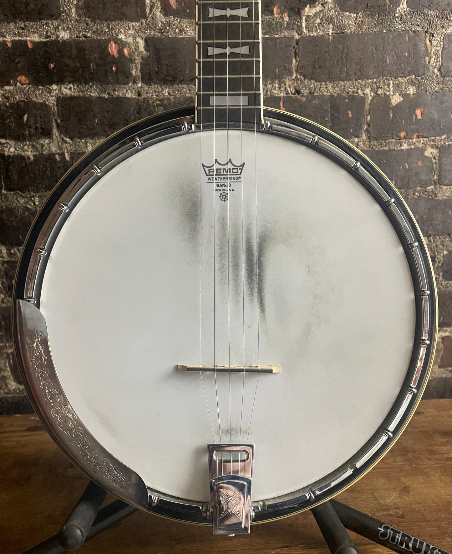 1970’s Univox 5-String Banjo (USED)