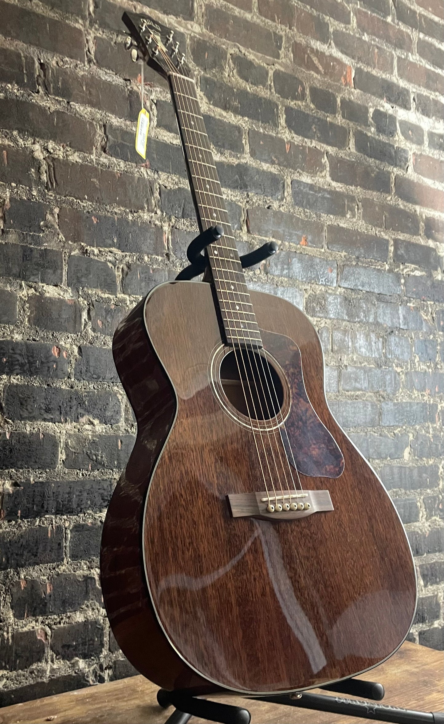Guild OM-120 Orchestra Acoustic Guitar - Natural (USED)