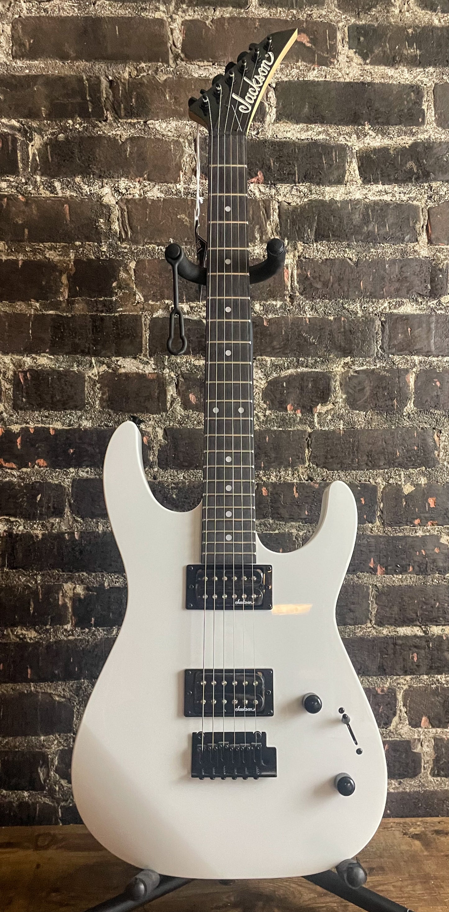 Jackson Dinky JS11 Electric Guitar - White