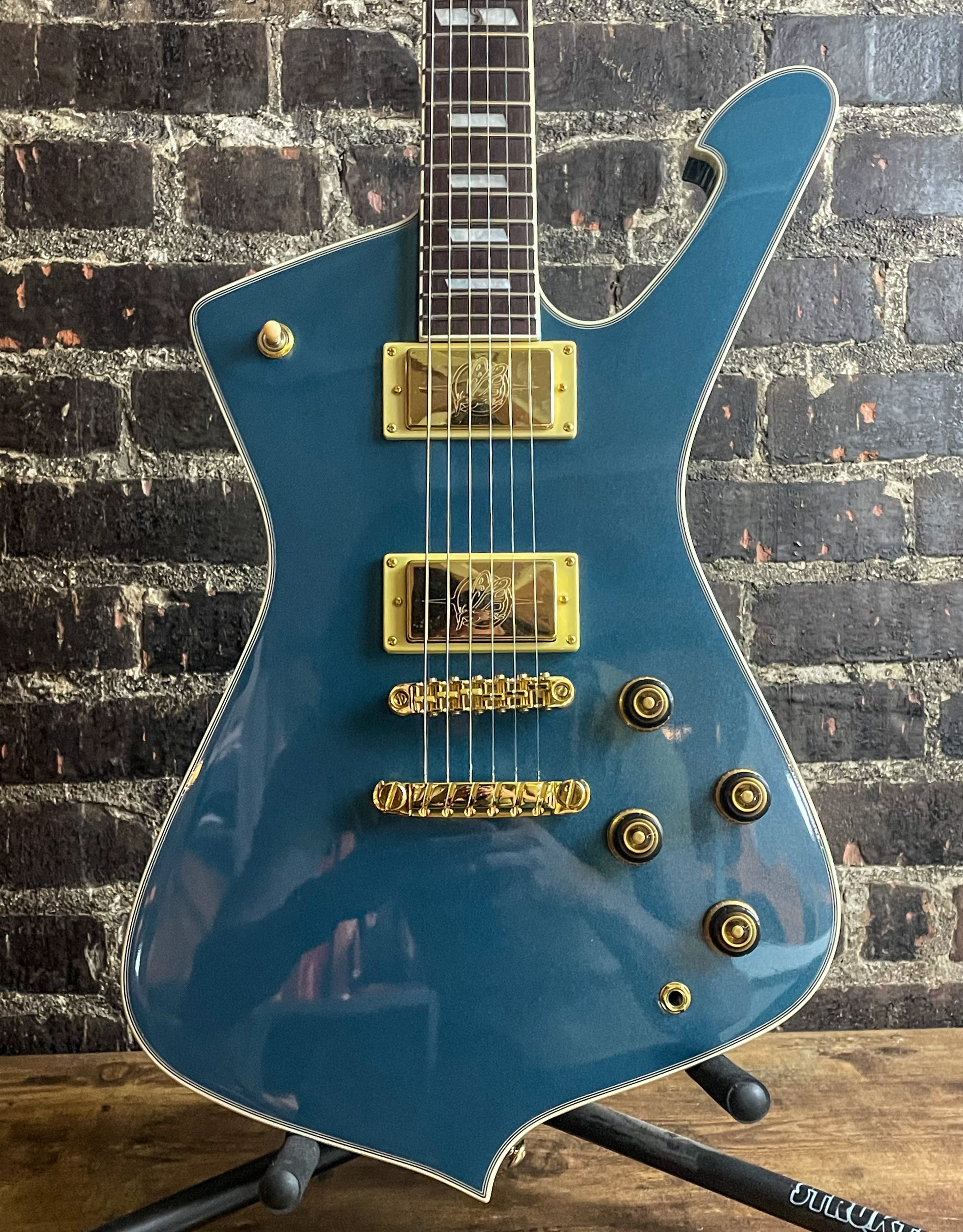 Ibanez Iceman IC420 Electric Guitar - Antique Blue Metallic