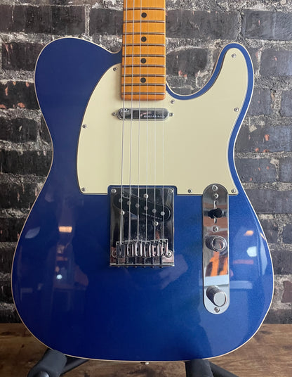 Fender American Ultra Telecaster - Cobra Blue with Maple Fingerboard