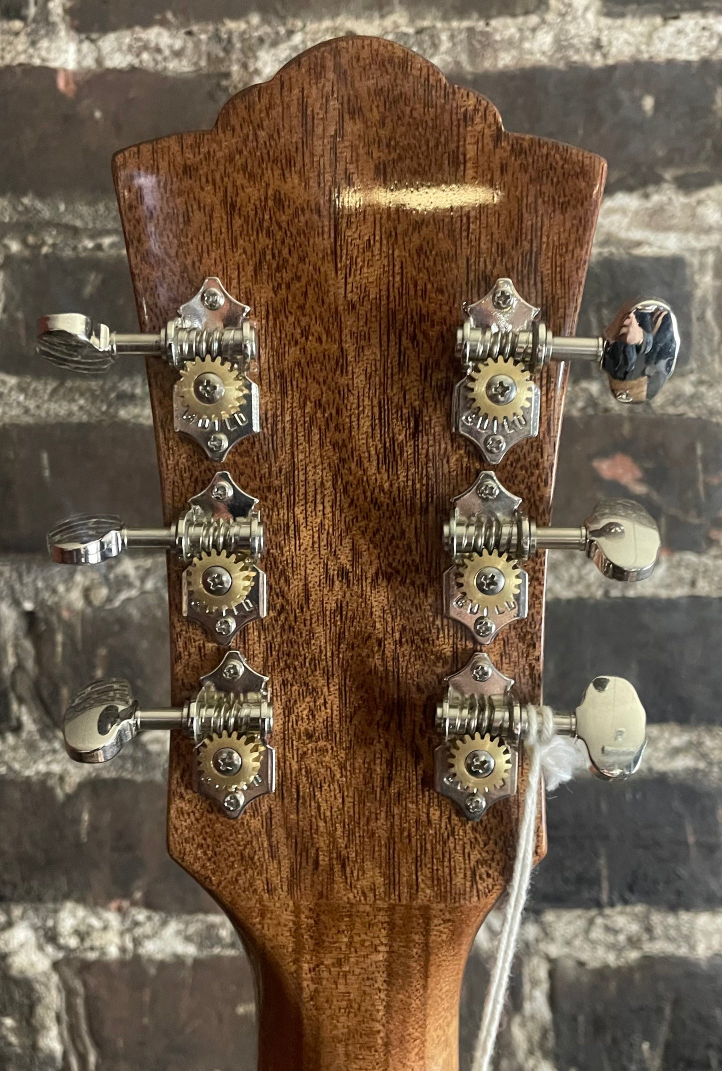 Guild OM-120 Orchestra Acoustic Guitar - Natural (USED)