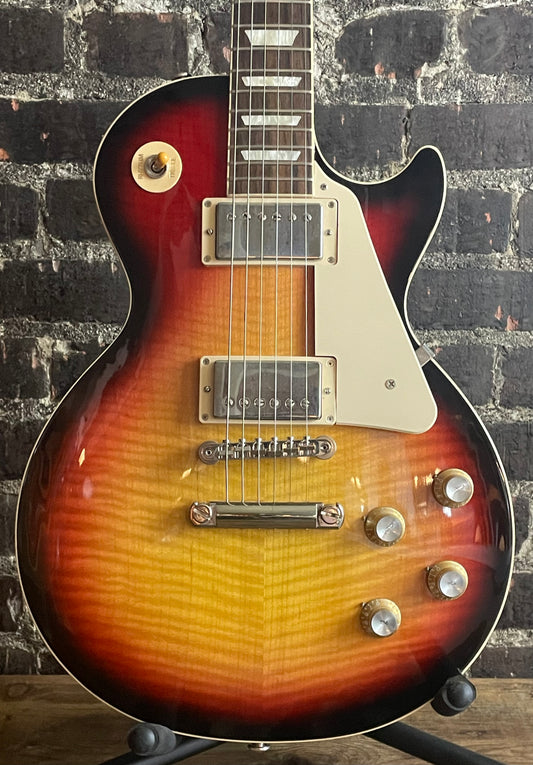 2022 Limited Edition Gibson Les Paul Standard 60s-Tri Burst (USED)