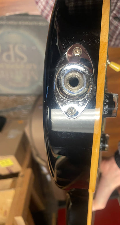 2000’s PRS SE Custom 24 w/ tremolo (USED)