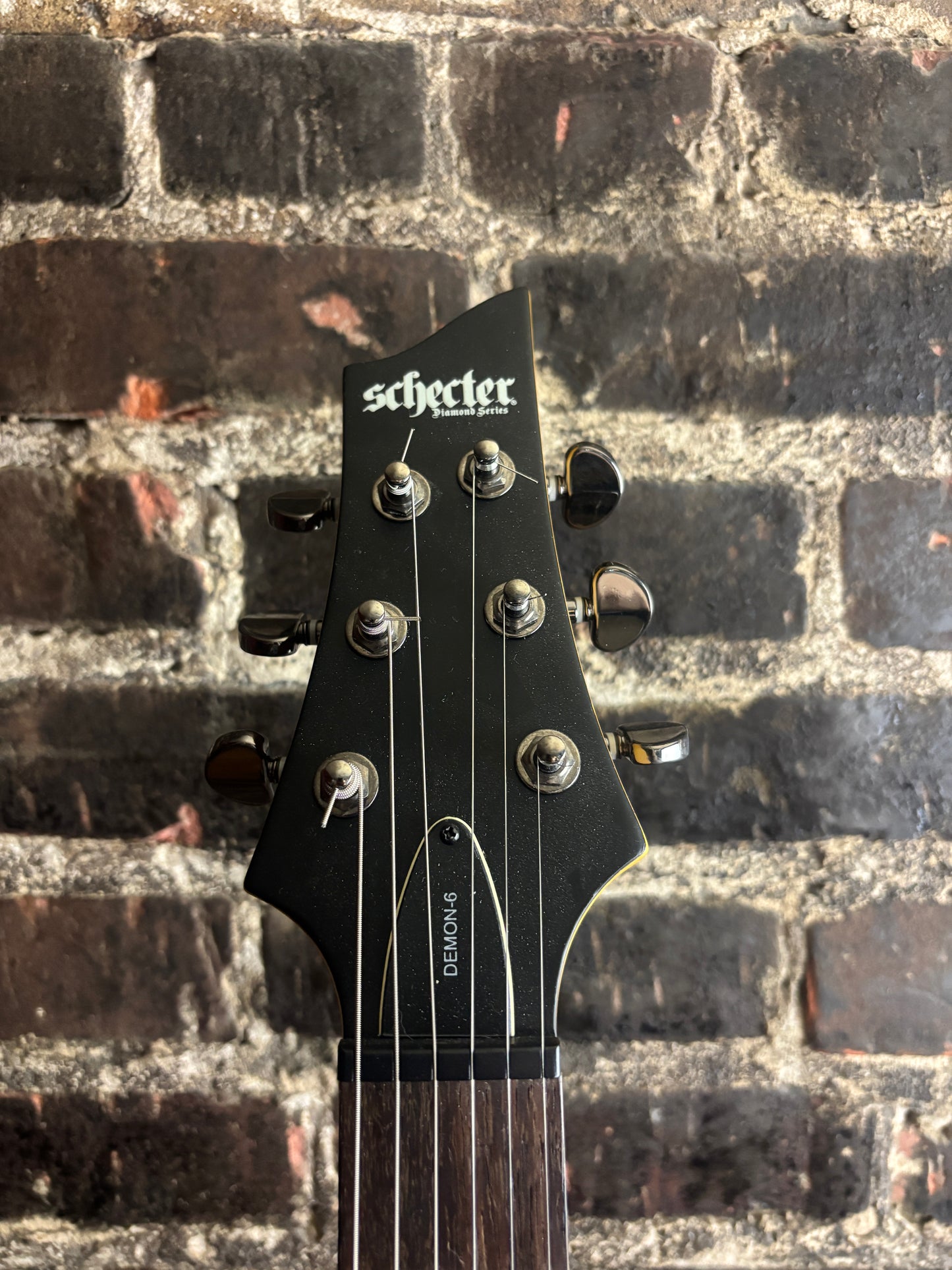 Schecter Demon-6 (USED)