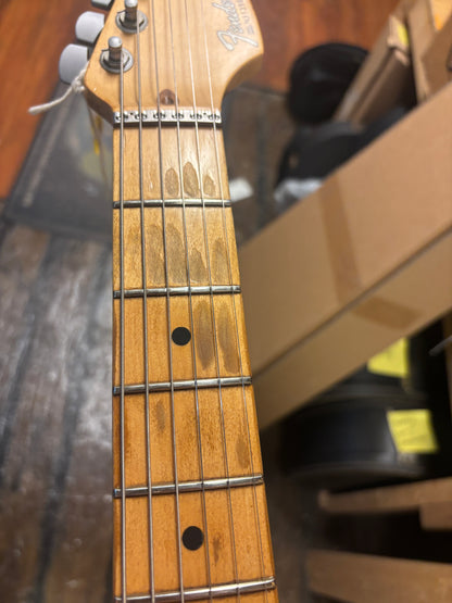 1980s Fender Stratocaster Plus (USED)