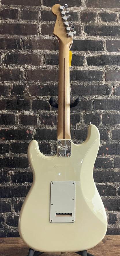 2019 Fender American Professional Stratocaster- Olympic White (USED)