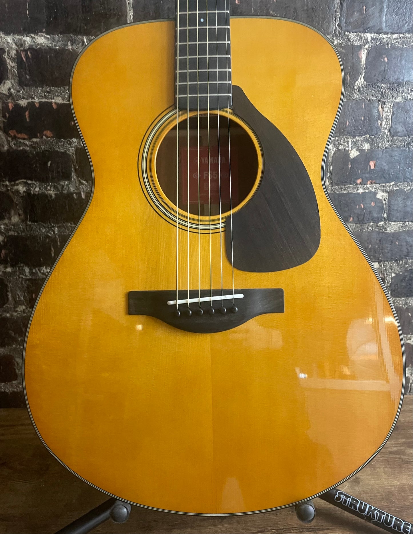 Yamaha FS5 Red Label Acoustic Guitar - Natural