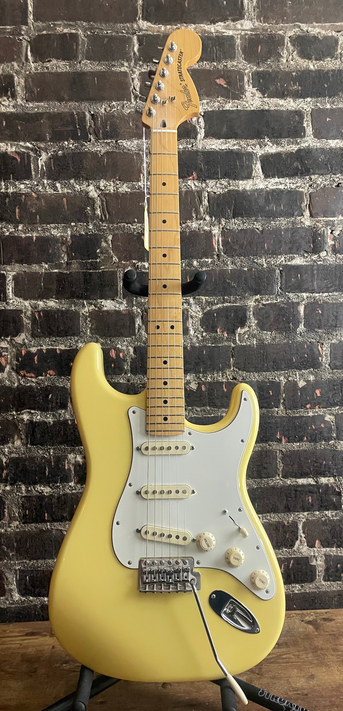 2015 Fender Roadhouse Stratocaster (USED)