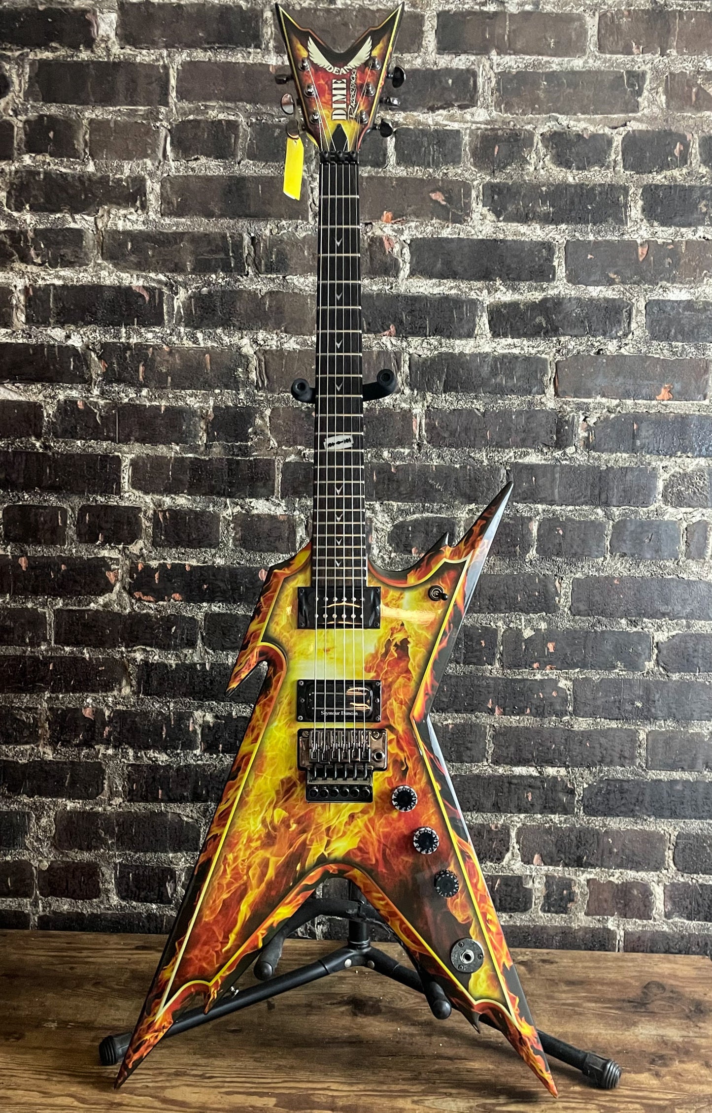 2010 Dean Dimebag Darrell Razorback- Explosion (USED)