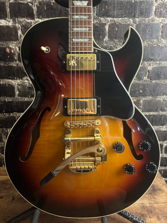 2003 Gibson ES137 (USED)
