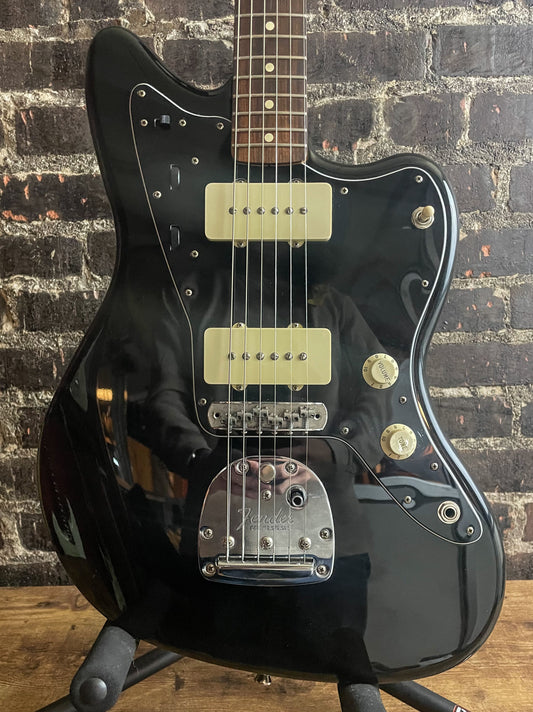 2018 Fender Classic Player Jazzmaster Special - Black w/ Pau Ferro Fingerboard (USED)