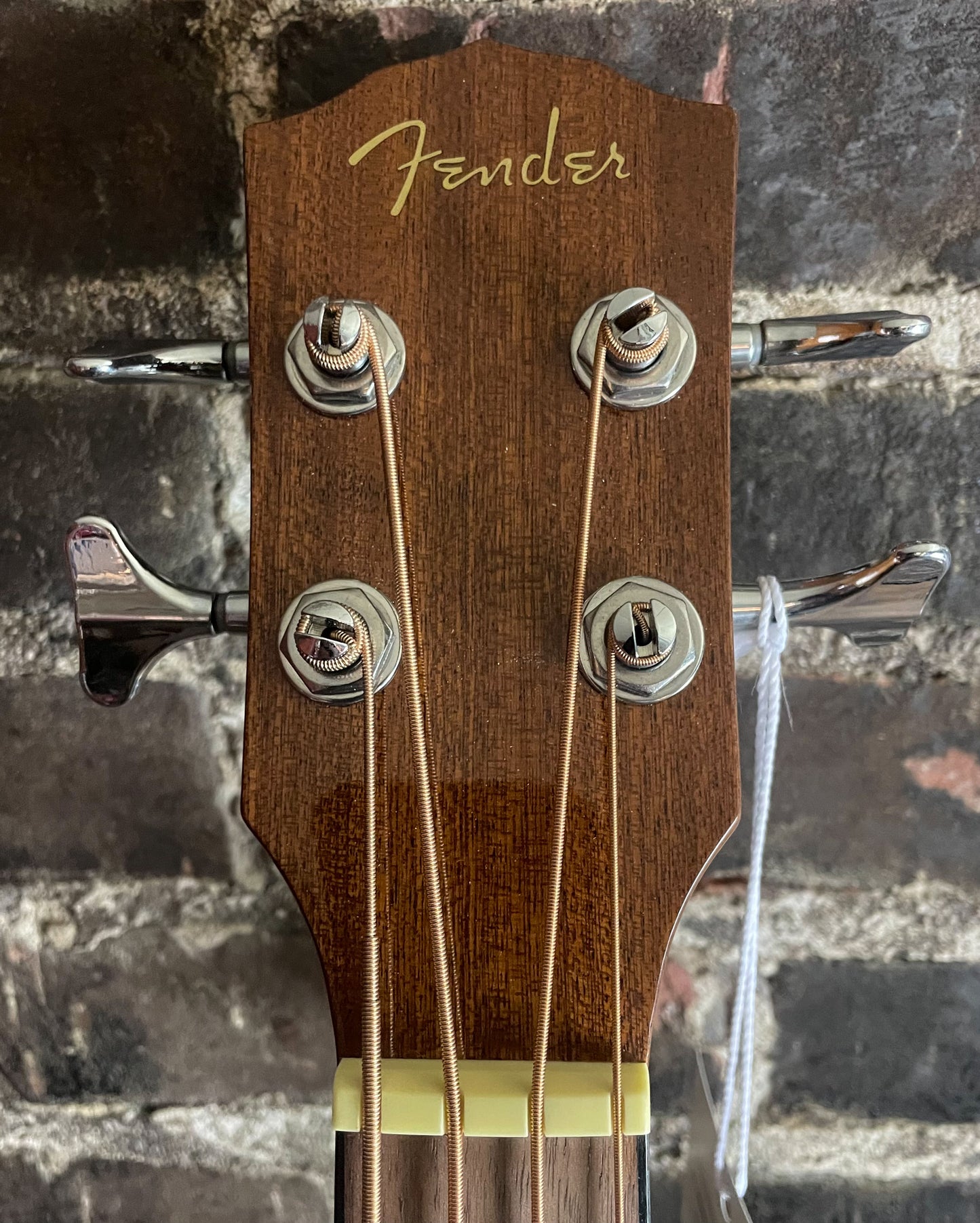 Fender CB-60SCE Acoustic-electric Concert Bass Guitar - Natural