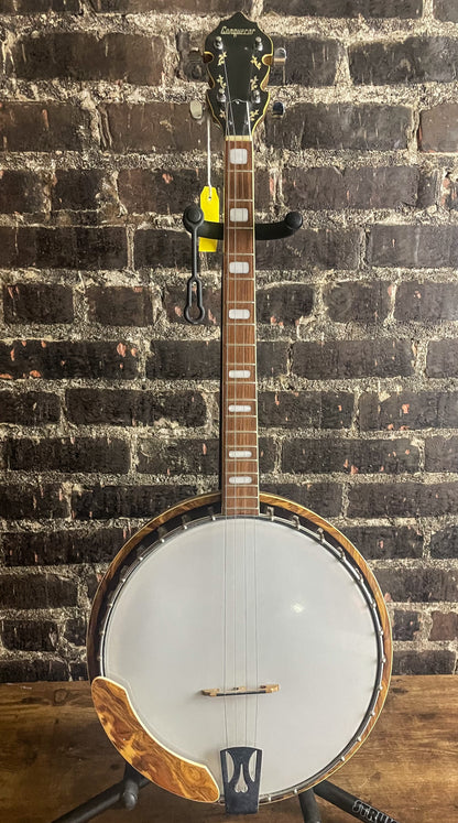 Vintage Conqueror Tenor Banjo “Short Neck” (USED)