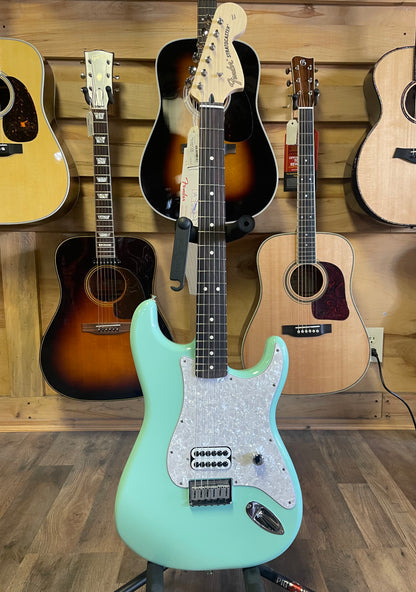 Fender Tom DeLonge Stratocaster Electric Guitar - Surf Green (NEW)