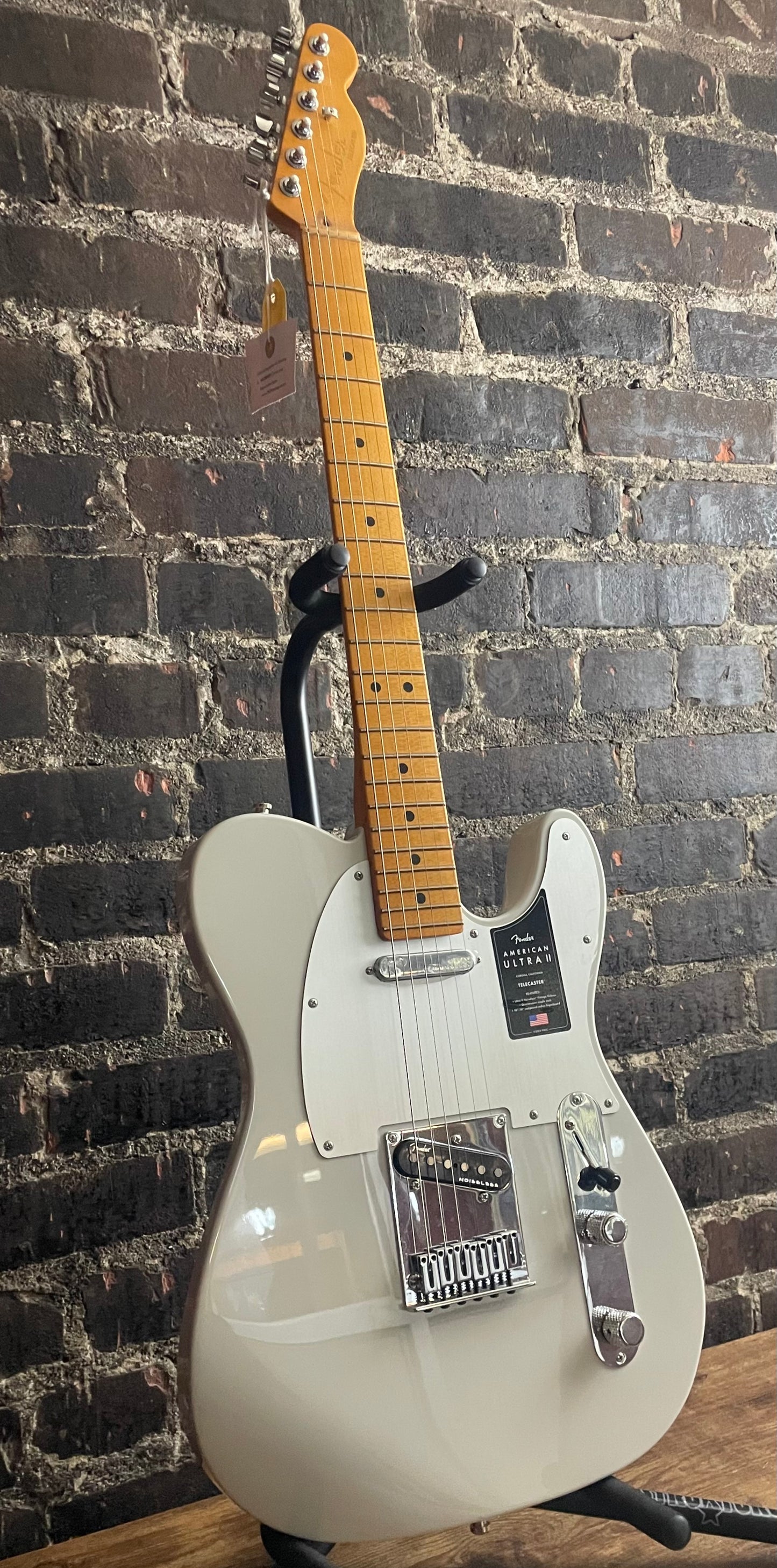 Fender American Ultra II Telecaster Electric Guitar - Avalanche, Maple Fingerboard