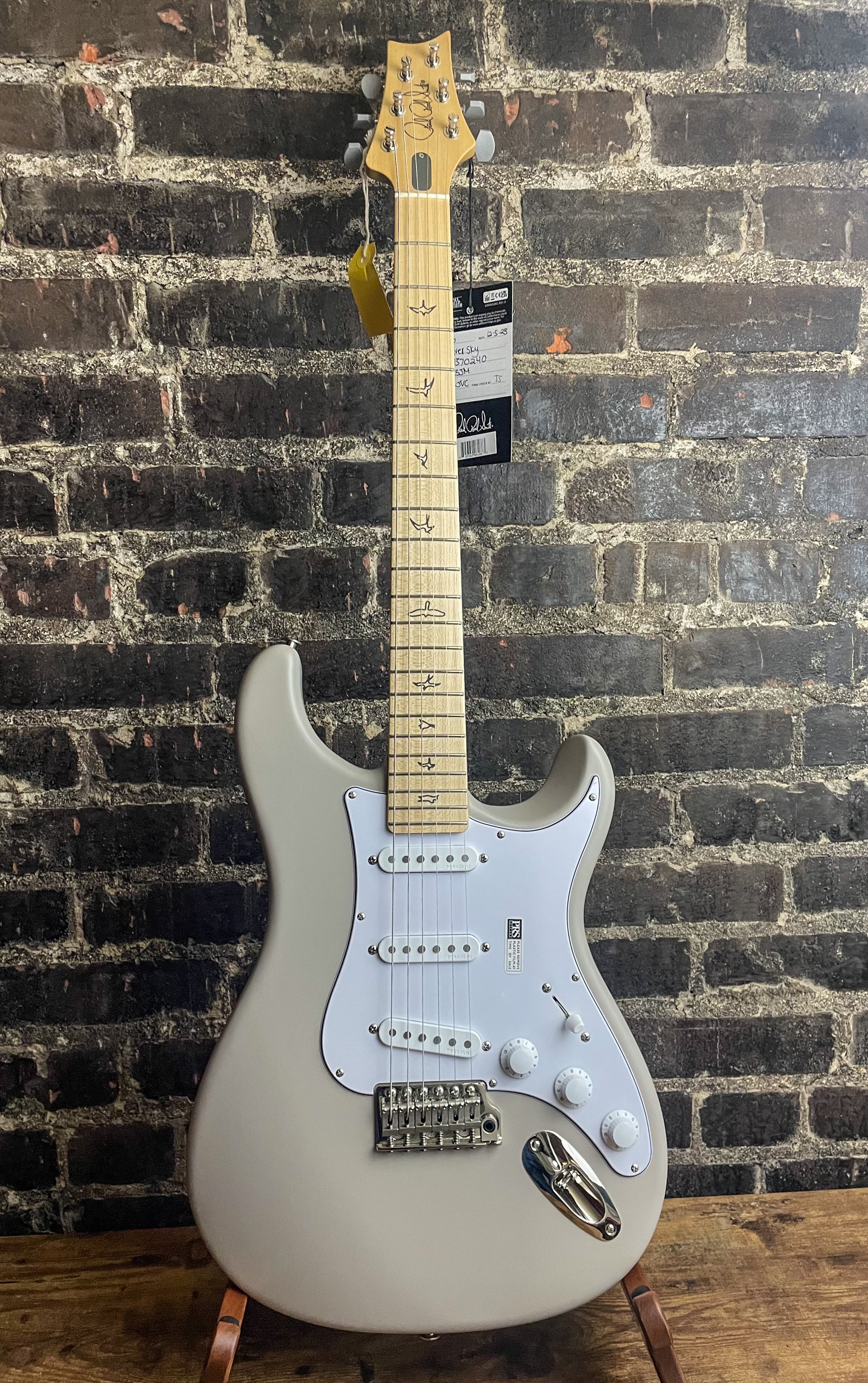 PRS Silver Sky - Satin Moc Sand with Maple Fingerboard – Allen 