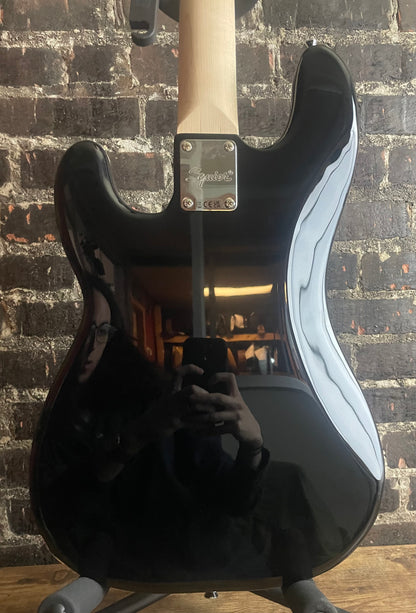 Squier Affinity Series Precision Bass PJ Maple Fingerboard Black