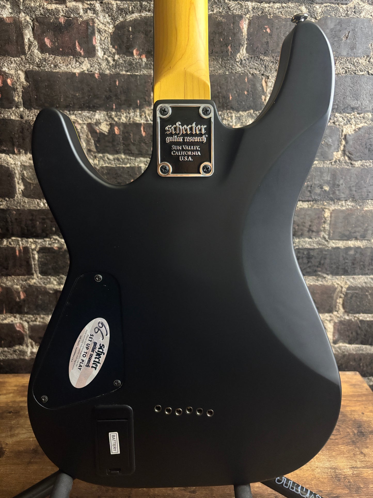 Schecter Demon-6 (USED)