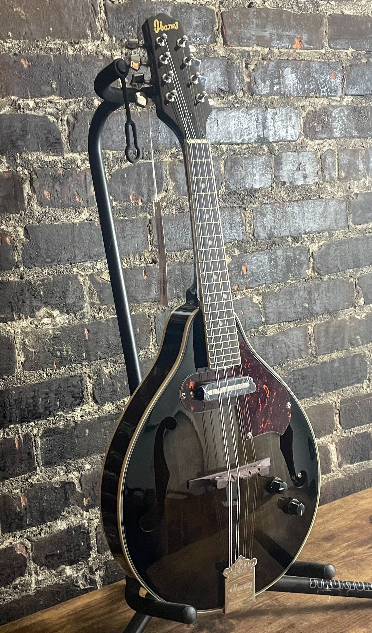 Ibanez A-Style Acoustic-Electric Mandolin Dark Violin Sunburst