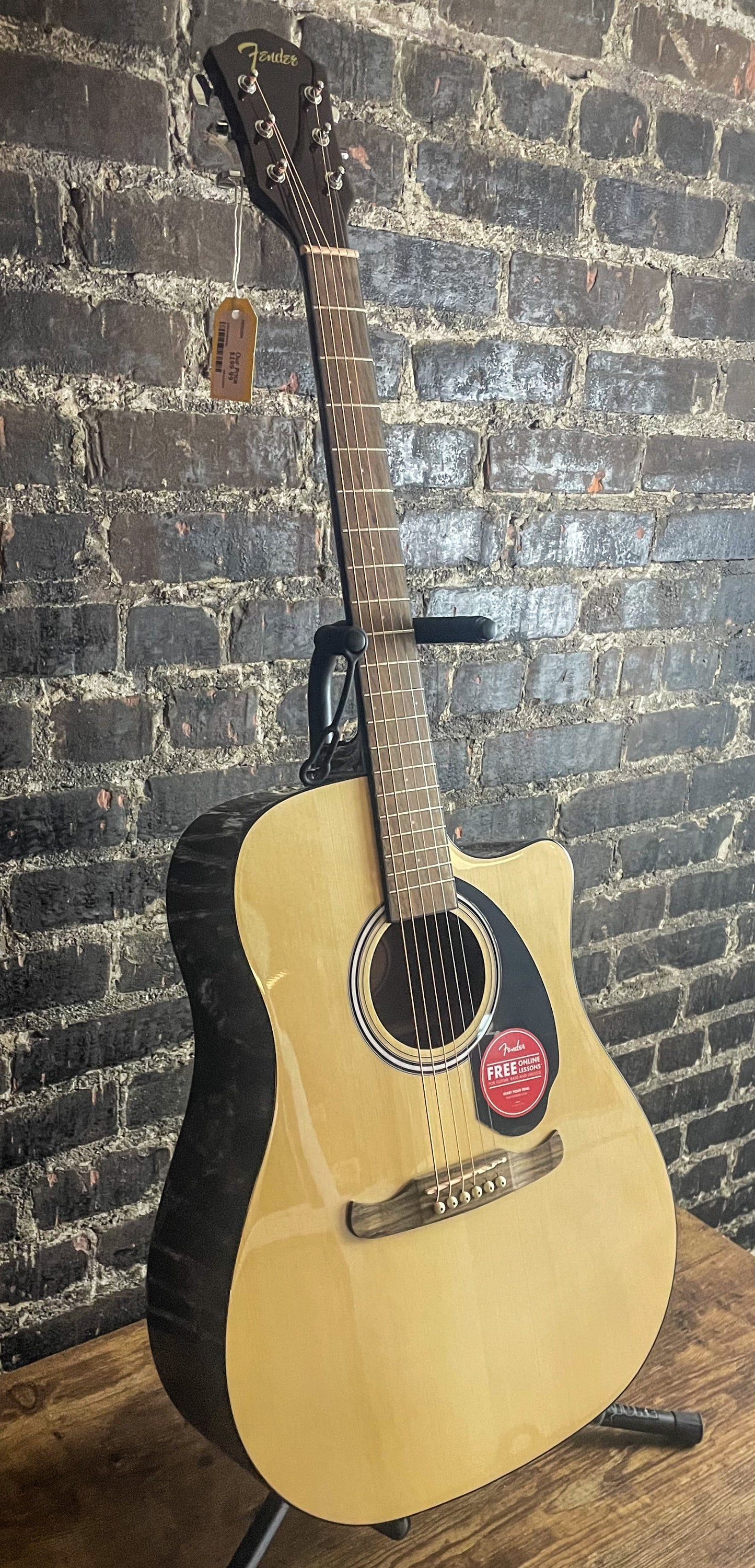 Fender FA-125CE Dreadnought Acoustic-Electric Guitar