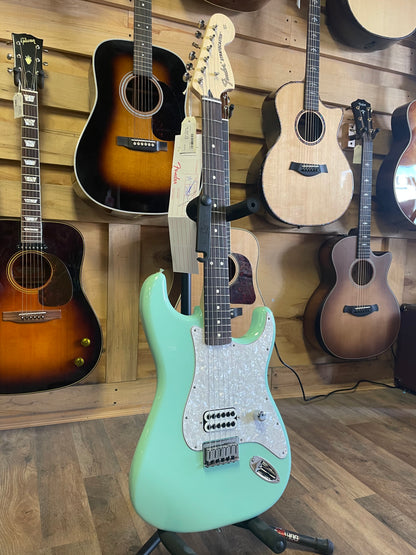 Fender Tom DeLonge Stratocaster Electric Guitar - Surf Green (NEW)