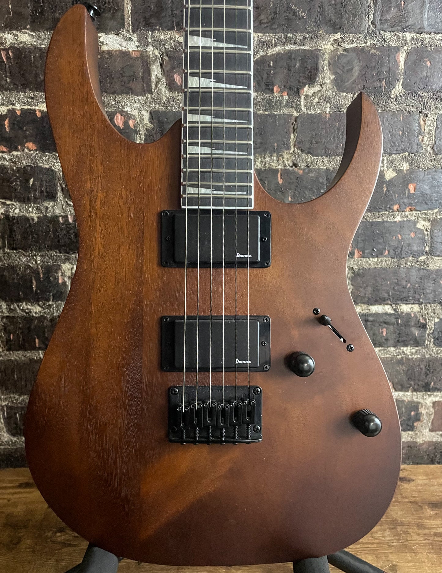 Ibanez Gio GRG121DX - Walnut Flat