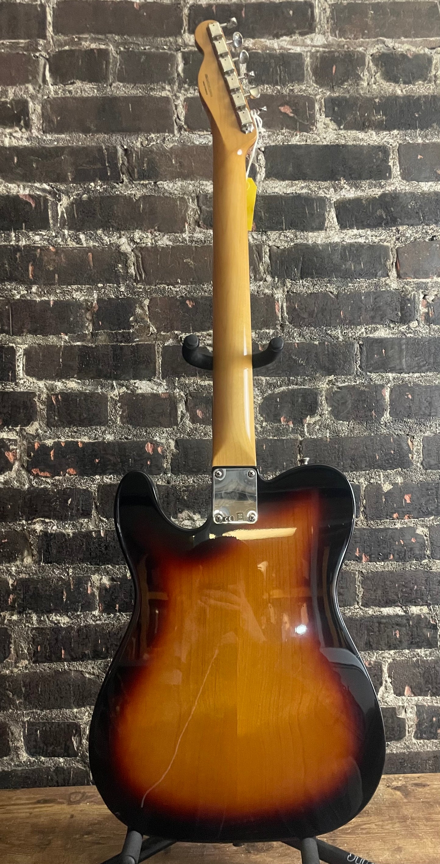 2019 Fender Vintera '60s Telecaster Bigsby - 3-color Sunburst (USED)