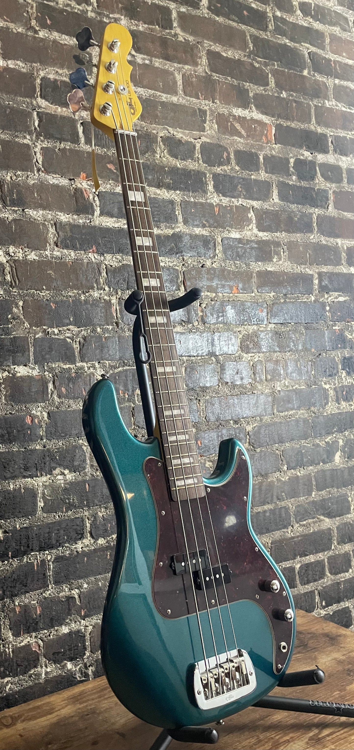 2021 G&L Tribute LB-100 Bass Guitar - Emerald Blue (USED)