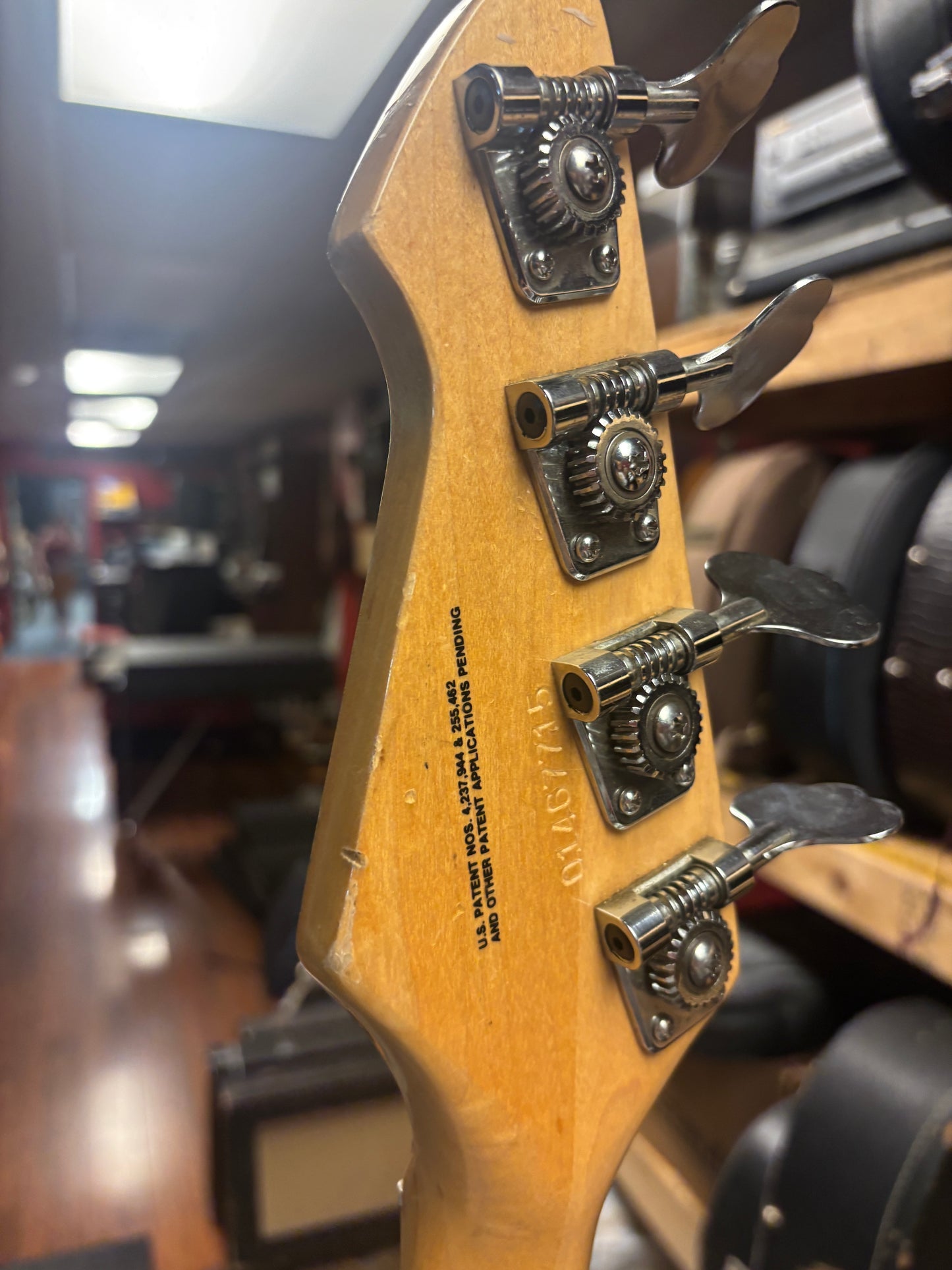 Peavey T-20 (USED)