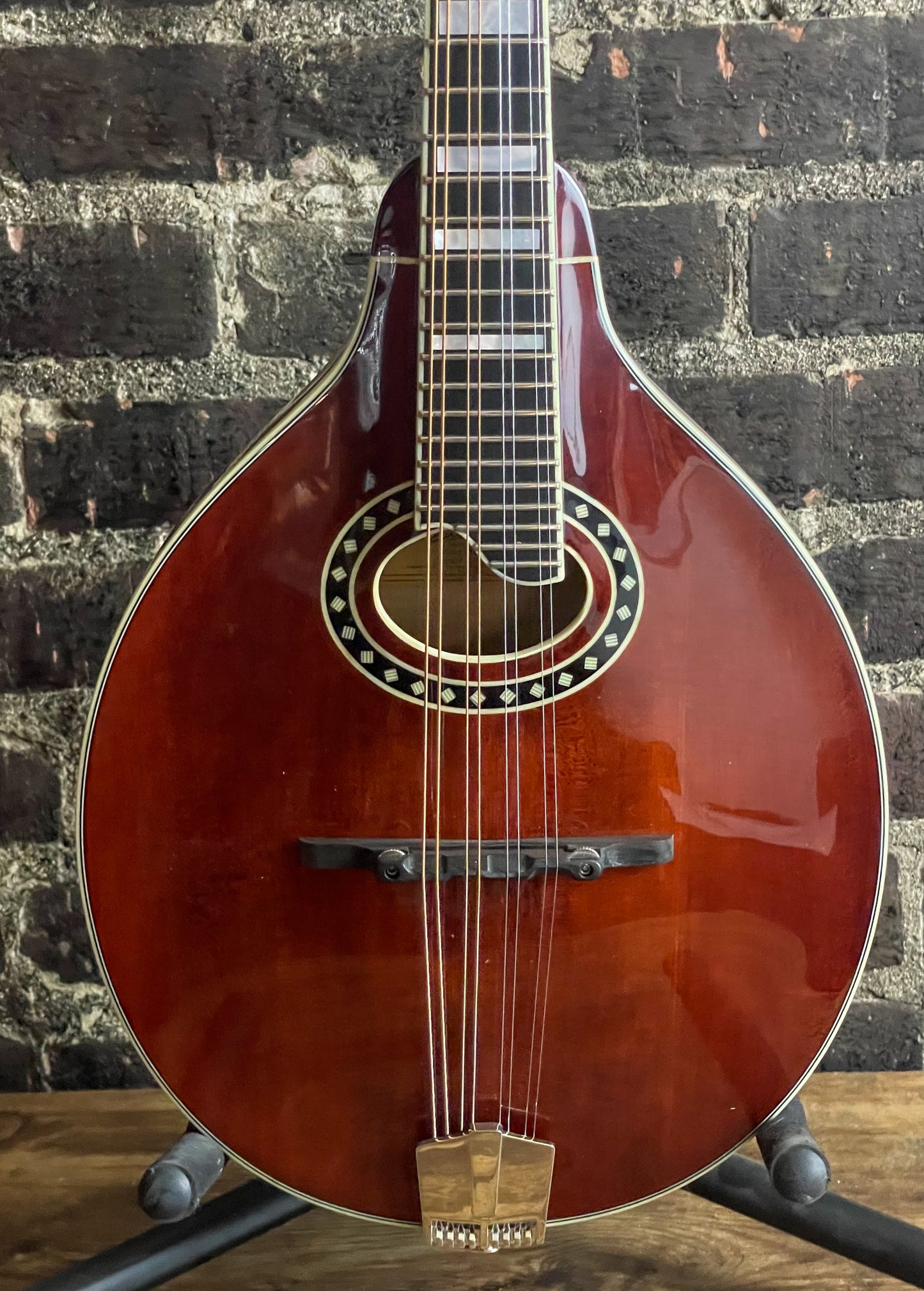 Eastman MD604 Classic Mandolin & Case