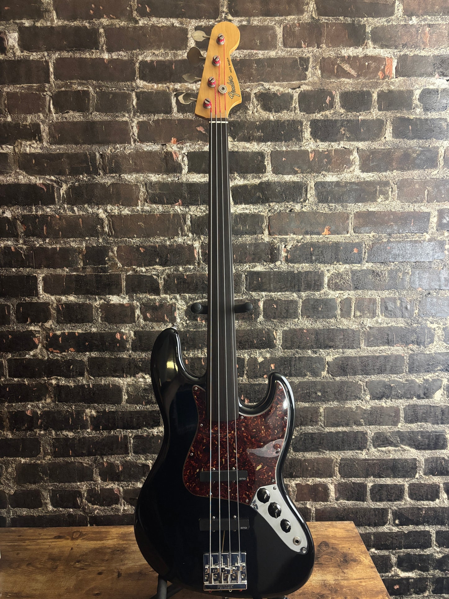 Fender Fretless Jazz Bass MIJ (USED)